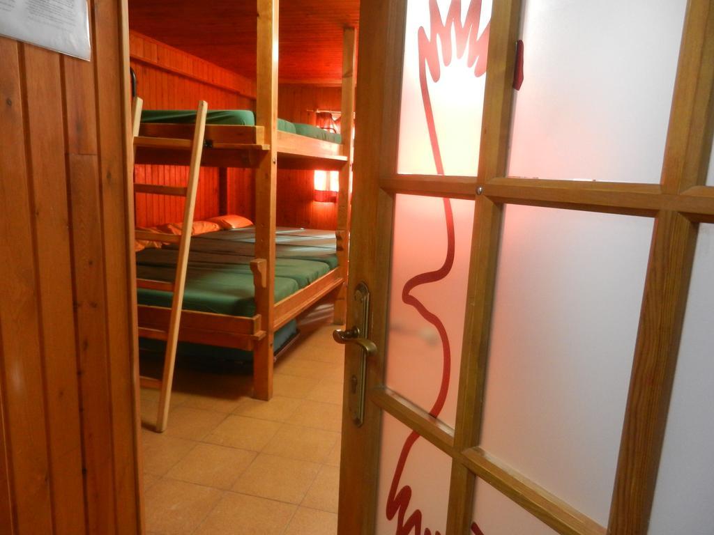 Albergue "El Aguila" Candanchú Exterior foto