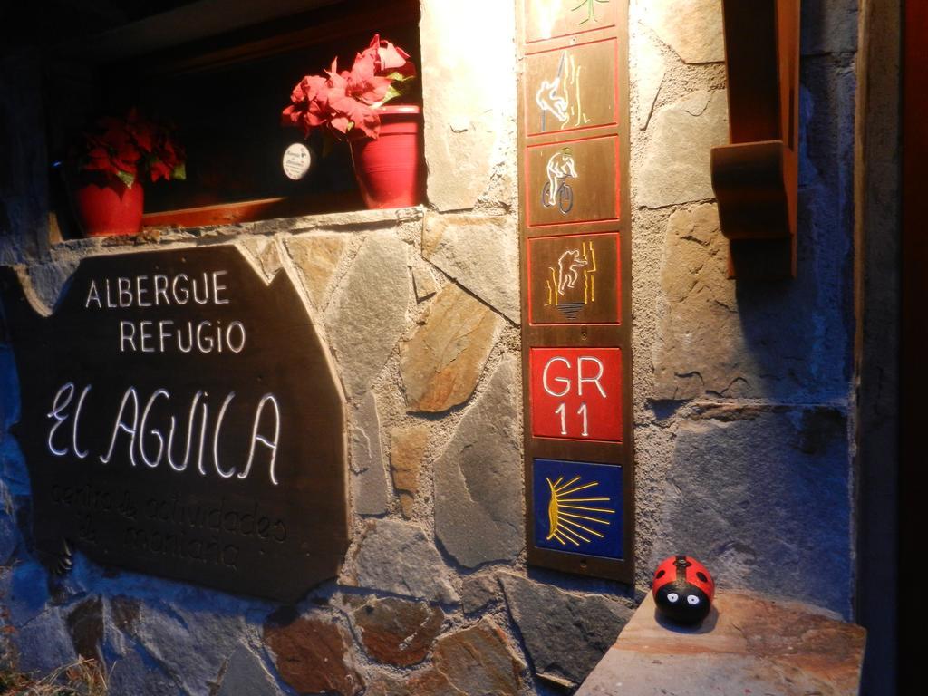 Albergue "El Aguila" Candanchú Exterior foto